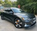Серый Ауди E-Tron, объемом двигателя 0 л и пробегом 159 тыс. км за 25800 $, фото 2 на Automoto.ua