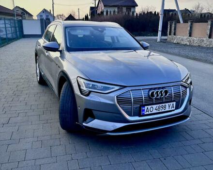 Серый Ауди E-Tron, объемом двигателя 0 л и пробегом 94 тыс. км за 33800 $, фото 27 на Automoto.ua