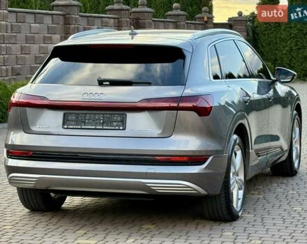 Ауді E-Tron 2019 у Рівному на Automoto.ua Сірий Ауді E-Tron, об'ємом двигуна 0 л та пробігом 139 тис. км за 26900 $, фото 27 на Automoto.ua