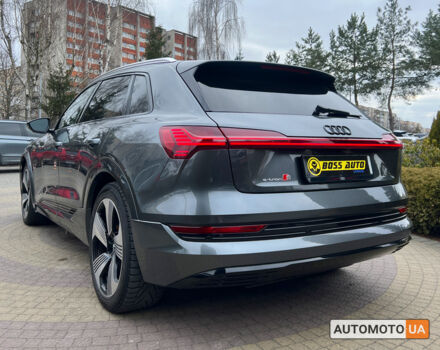 Сірий Ауді E-Tron, об'ємом двигуна 95 л та пробігом 65 тис. км за 33200 $, фото 4 на Automoto.ua
