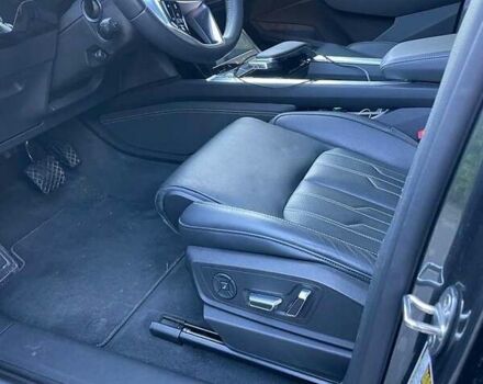 Серый Ауди E-Tron, объемом двигателя 0 л и пробегом 35 тыс. км за 53900 $, фото 1 на Automoto.ua