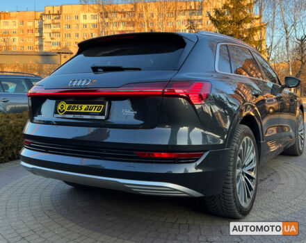 Серый Ауди E-Tron, объемом двигателя 95 л и пробегом 94 тыс. км за 34800 $, фото 6 на Automoto.ua