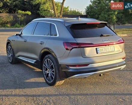 Серый Ауди E-Tron, объемом двигателя 0 л и пробегом 172 тыс. км за 30999 $, фото 13 на Automoto.ua