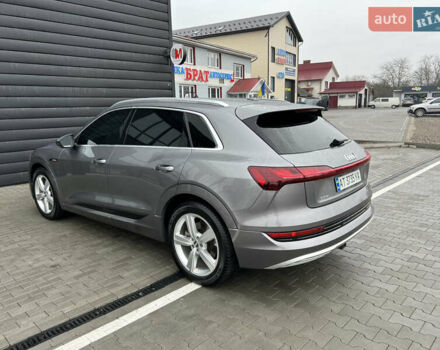 Ауди E-Tron 2019 в Снятине на Automoto.ua Серый Ауди E-Tron, объемом двигателя 0 л и пробегом 95 тыс. км за 28100 $, фото 10 на Automoto.ua