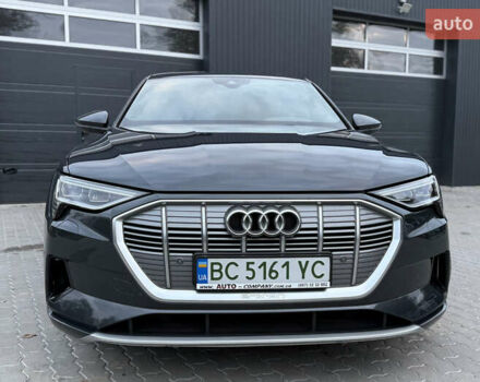 Сірий Ауді E-Tron, об'ємом двигуна 0 л та пробігом 190 тис. км за 26900 $, фото 6 на Automoto.ua
