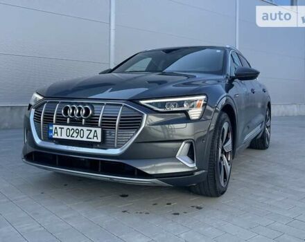 Сірий Ауді E-Tron, об'ємом двигуна 0 л та пробігом 128 тис. км за 40900 $, фото 55 на Automoto.ua