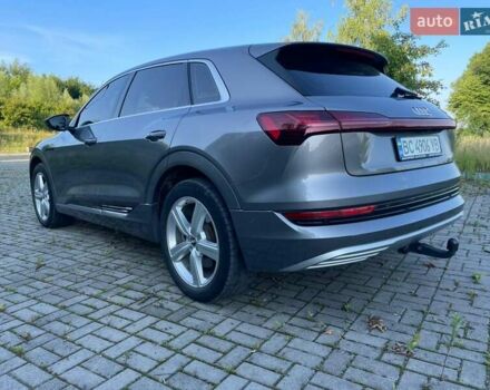 Сірий Ауді E-Tron, об'ємом двигуна 0 л та пробігом 160 тис. км за 27000 $, фото 20 на Automoto.ua