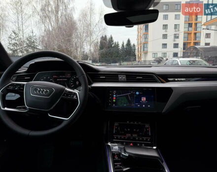 Сірий Ауді E-Tron, об'ємом двигуна 0 л та пробігом 75 тис. км за 34300 $, фото 43 на Automoto.ua