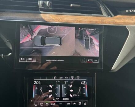 Серый Ауди E-Tron, объемом двигателя 0 л и пробегом 68 тыс. км за 31500 $, фото 23 на Automoto.ua