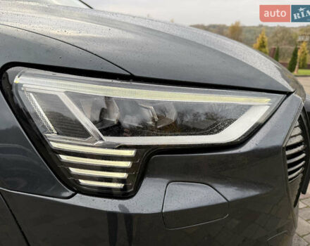 Серый Ауди E-Tron, объемом двигателя 0 л и пробегом 180 тыс. км за 26900 $, фото 11 на Automoto.ua