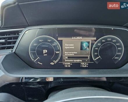 Серый Ауди E-Tron, объемом двигателя 0 л и пробегом 121 тыс. км за 27700 $, фото 39 на Automoto.ua