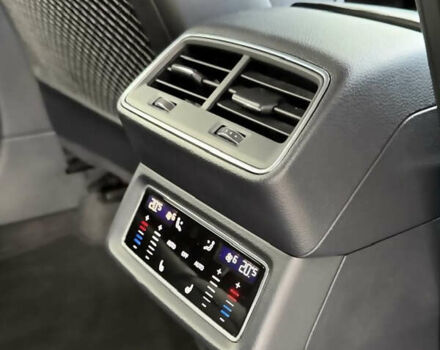 Серый Ауди E-Tron, объемом двигателя 0 л и пробегом 126 тыс. км за 29200 $, фото 31 на Automoto.ua