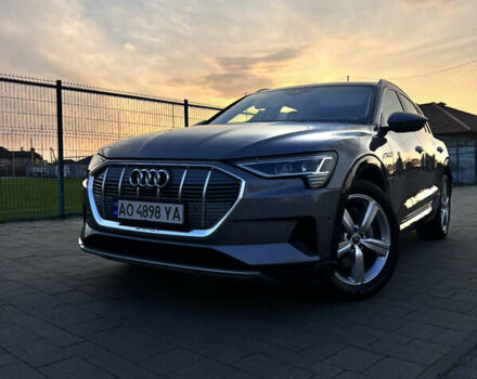 Серый Ауди E-Tron, объемом двигателя 0 л и пробегом 94 тыс. км за 33800 $, фото 41 на Automoto.ua