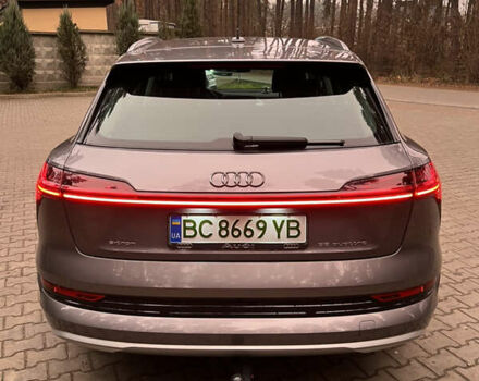 Серый Ауди E-Tron, объемом двигателя 0 л и пробегом 86 тыс. км за 31000 $, фото 28 на Automoto.ua