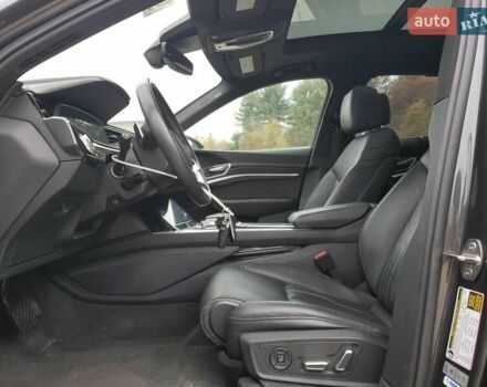 Серый Ауди E-Tron, объемом двигателя 0 л и пробегом 43 тыс. км за 9000 $, фото 6 на Automoto.ua