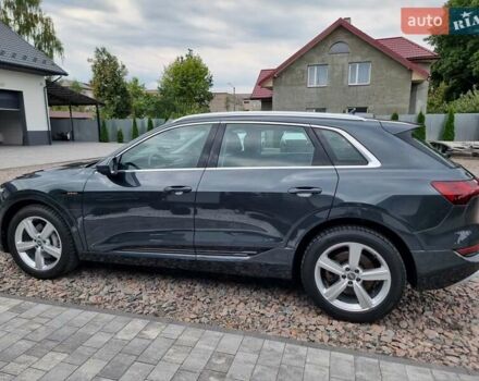 Серый Ауди E-Tron, объемом двигателя 0 л и пробегом 203 тыс. км за 19500 $, фото 9 на Automoto.ua