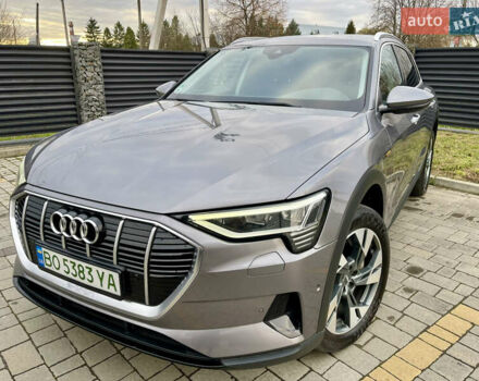Серый Ауди E-Tron, объемом двигателя 0 л и пробегом 160 тыс. км за 23400 $, фото 1 на Automoto.ua