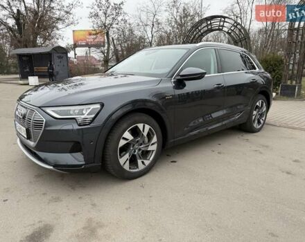 Сірий Ауді E-Tron, об'ємом двигуна 0 л та пробігом 84 тис. км за 26999 $, фото 11 на Automoto.ua