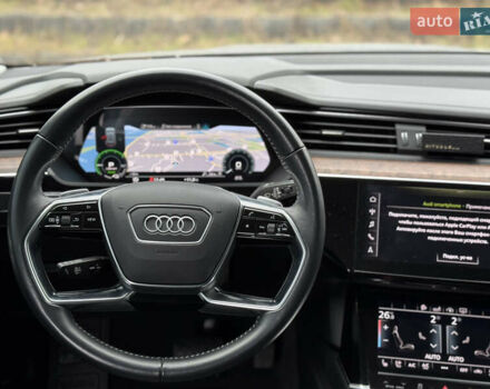 Сірий Ауді E-Tron, об'ємом двигуна 0 л та пробігом 69 тис. км за 32500 $, фото 22 на Automoto.ua