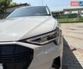 Сірий Ауді E-Tron, об'ємом двигуна 0 л та пробігом 88 тис. км за 34900 $, фото 20 на Automoto.ua