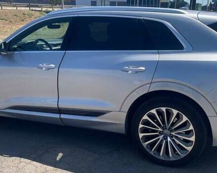 Серый Ауди E-Tron, объемом двигателя 0 л и пробегом 97 тыс. км за 34500 $, фото 3 на Automoto.ua