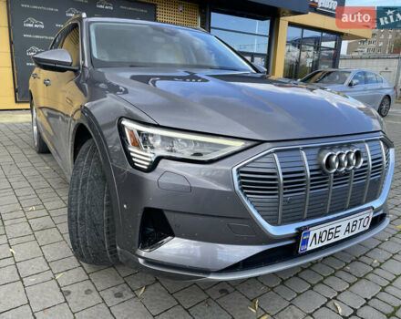 Серый Ауди E-Tron, объемом двигателя 0 л и пробегом 107 тыс. км за 26900 $, фото 1 на Automoto.ua