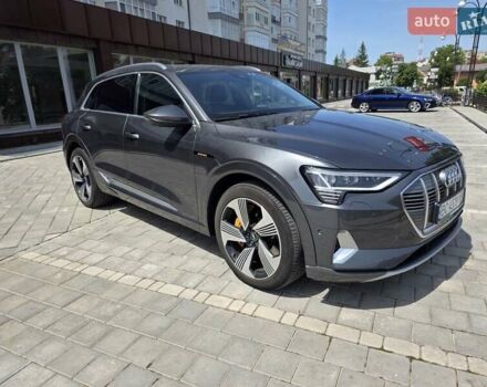 Сірий Ауді E-Tron, об'ємом двигуна 0 л та пробігом 99 тис. км за 30990 $, фото 3 на Automoto.ua
