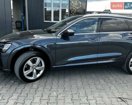 Сірий Ауді E-Tron, об'ємом двигуна 0 л та пробігом 52 тис. км за 35000 $, фото 1 на Automoto.ua