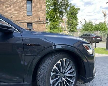 Сірий Ауді E-Tron, об'ємом двигуна 0 л та пробігом 69 тис. км за 33000 $, фото 8 на Automoto.ua