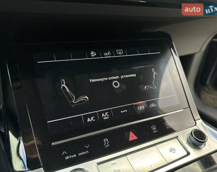 Серый Ауди E-Tron, объемом двигателя 0 л и пробегом 162 тыс. км за 20850 $, фото 27 на Automoto.ua