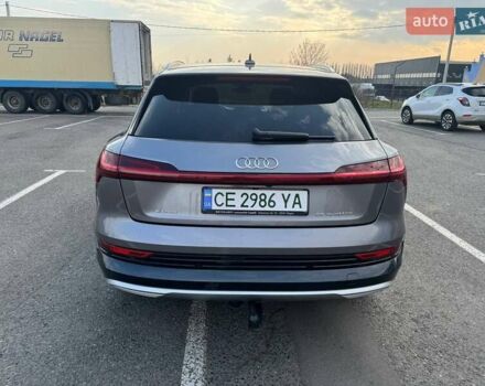 Серый Ауди E-Tron, объемом двигателя 0 л и пробегом 120 тыс. км за 31999 $, фото 3 на Automoto.ua