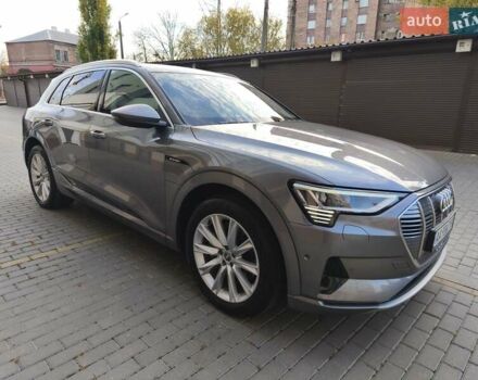 Сірий Ауді E-Tron, об'ємом двигуна 0 л та пробігом 128 тис. км за 29500 $, фото 7 на Automoto.ua