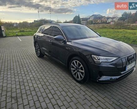 Сірий Ауді E-Tron, об'ємом двигуна 0 л та пробігом 128 тис. км за 24900 $, фото 1 на Automoto.ua