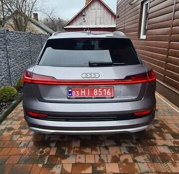 Серый Ауди E-Tron, объемом двигателя 0 л и пробегом 146 тыс. км за 21000 $, фото 15 на Automoto.ua