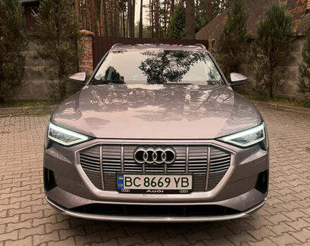 Серый Ауди E-Tron, объемом двигателя 0 л и пробегом 86 тыс. км за 31000 $, фото 27 на Automoto.ua
