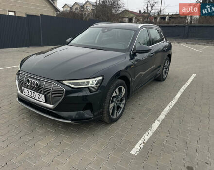 Серый Ауди E-Tron, объемом двигателя 0 л и пробегом 124 тыс. км за 22800 $, фото 9 на Automoto.ua