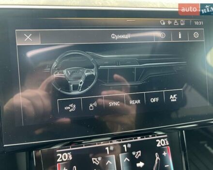 Сірий Ауді E-Tron, об'ємом двигуна 0 л та пробігом 59 тис. км за 28000 $, фото 24 на Automoto.ua