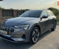 Серый Ауди E-Tron, объемом двигателя 0 л и пробегом 60 тыс. км за 32500 $, фото 1 на Automoto.ua