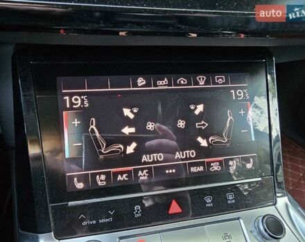 Серый Ауди E-Tron, объемом двигателя 0 л и пробегом 121 тыс. км за 27700 $, фото 43 на Automoto.ua