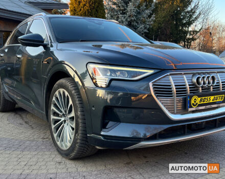 Серый Ауди E-Tron, объемом двигателя 95 л и пробегом 94 тыс. км за 34800 $, фото 8 на Automoto.ua
