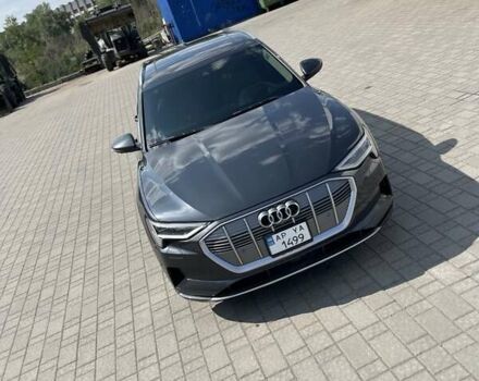 Серый Ауди E-Tron, объемом двигателя 0 л и пробегом 142 тыс. км за 27500 $, фото 3 на Automoto.ua
