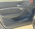 Серый Ауди E-Tron, объемом двигателя 0 л и пробегом 68 тыс. км за 31500 $, фото 28 на Automoto.ua