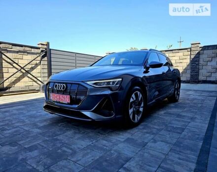 Сірий Ауді E-Tron, об'ємом двигуна 0 л та пробігом 68 тис. км за 35000 $, фото 16 на Automoto.ua