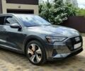 Серый Ауди E-Tron, объемом двигателя 0 л и пробегом 110 тыс. км за 29700 $, фото 1 на Automoto.ua