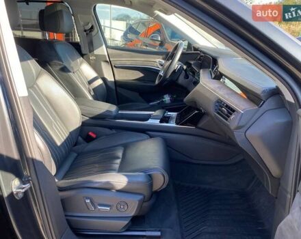 Сірий Ауді E-Tron, об'ємом двигуна 0 л та пробігом 66 тис. км за 32900 $, фото 27 на Automoto.ua