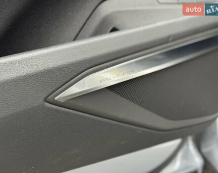 Сірий Ауді E-Tron, об'ємом двигуна 0 л та пробігом 69 тис. км за 32500 $, фото 18 на Automoto.ua