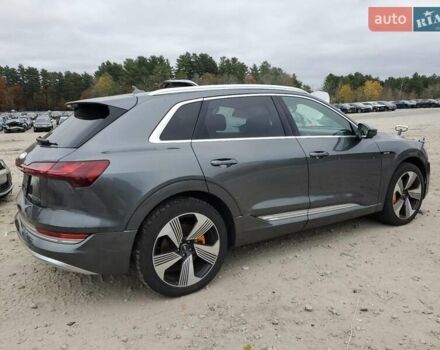 Серый Ауди E-Tron, объемом двигателя 0 л и пробегом 43 тыс. км за 9000 $, фото 2 на Automoto.ua