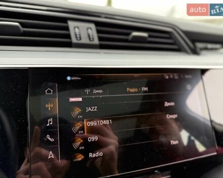 Серый Ауди E-Tron, объемом двигателя 0 л и пробегом 116 тыс. км за 25900 $, фото 41 на Automoto.ua