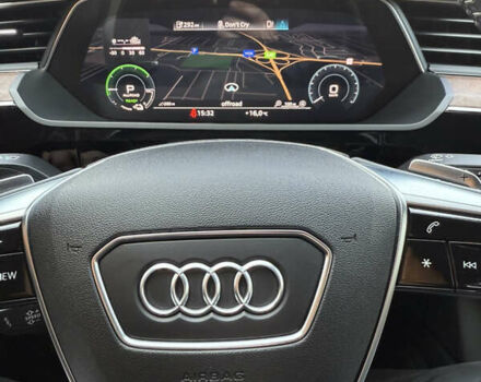 Серый Ауди E-Tron, объемом двигателя 0 л и пробегом 103 тыс. км за 31500 $, фото 27 на Automoto.ua