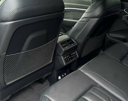 Сірий Ауді E-Tron, об'ємом двигуна 0 л та пробігом 75 тис. км за 34300 $, фото 37 на Automoto.ua